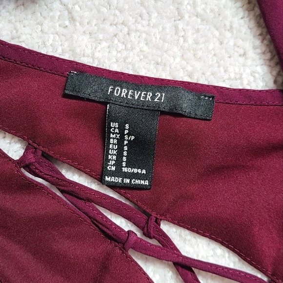 Forever 21 Ruffle Mini Dress with Lace Back - Women's Small - Picture 4 of 5